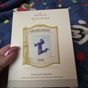 Hallmark Keepsake 2016 Graduation Day Photo Holder Porcelain Christmas Ornament